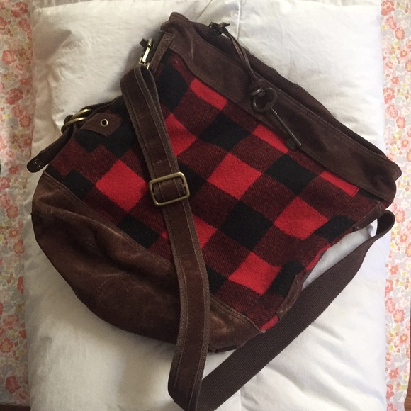 Lucky Brand Handbags - Lucky Brand red wool buffalo plaid crossbody bag❤️